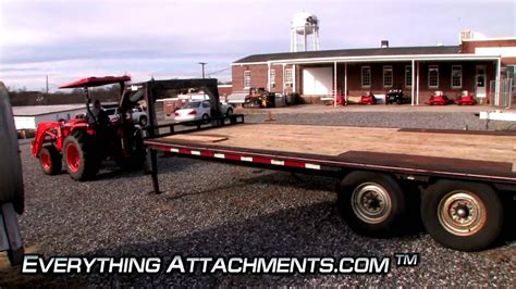 moving gooseneck trailer with tractor